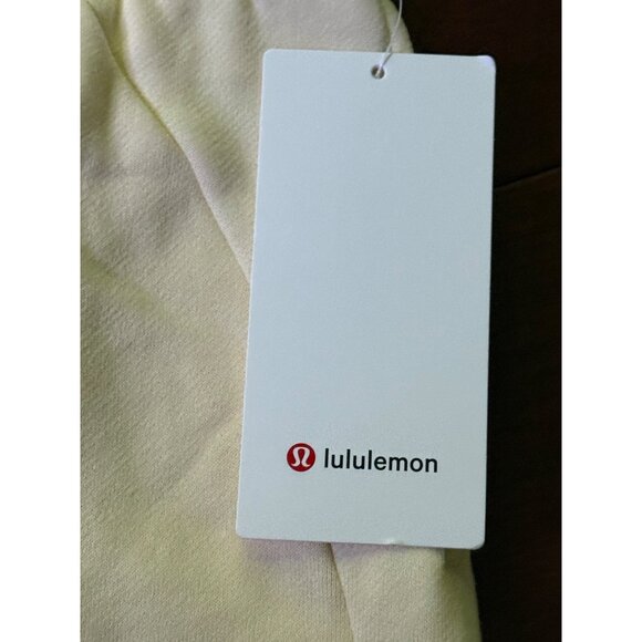 Lululemon Scuba Oversized MR Sz Large 7" Embroidered Shorts W7DEQS  in BTCR  NWT - Picture 8 of 16